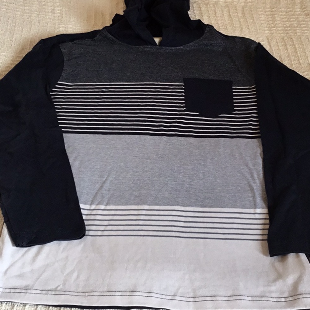NWT Boys size medium lightweight hoodie.